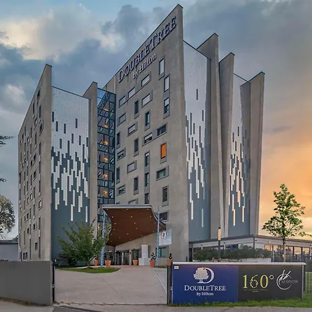 Doubletree By Hilton Lyon Eurexpo & Spa-3